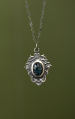 Midnight Rococo Cameo